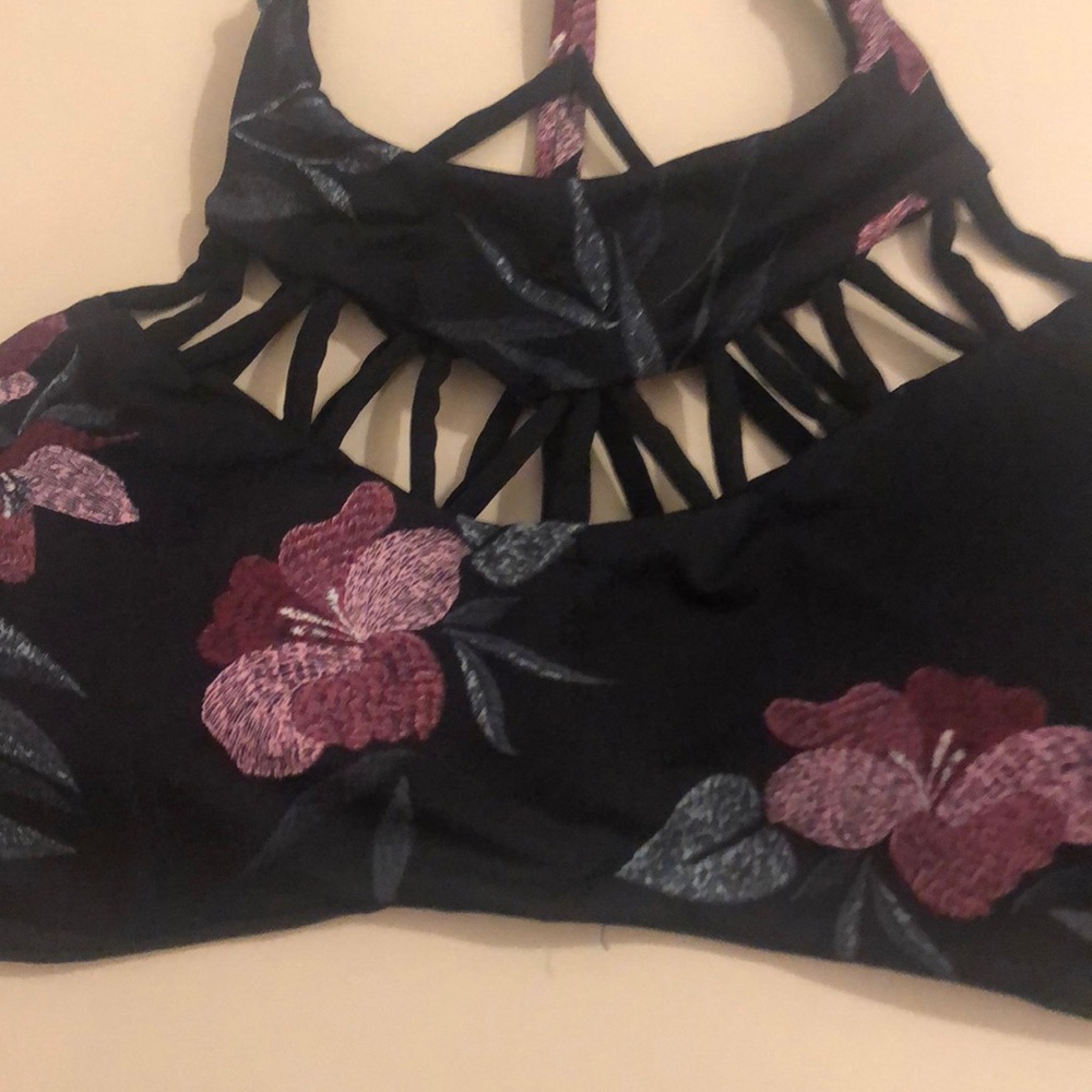 Floral bikini - Picture 2 of 3